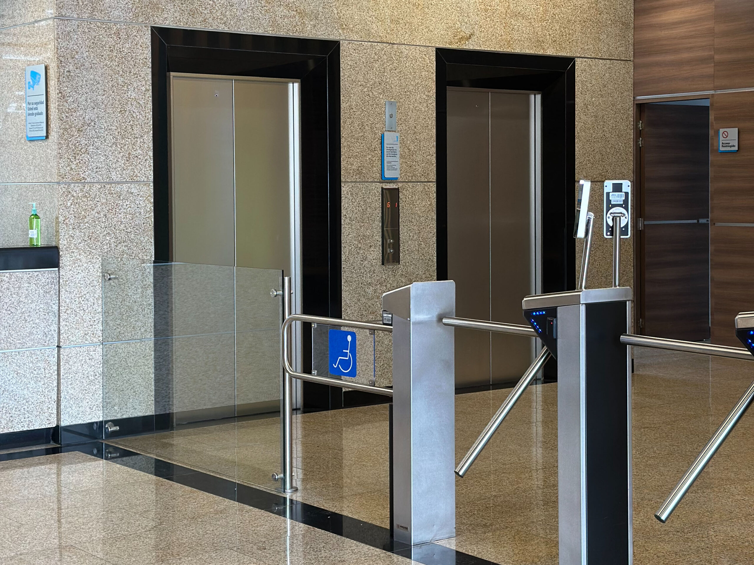 Accesos