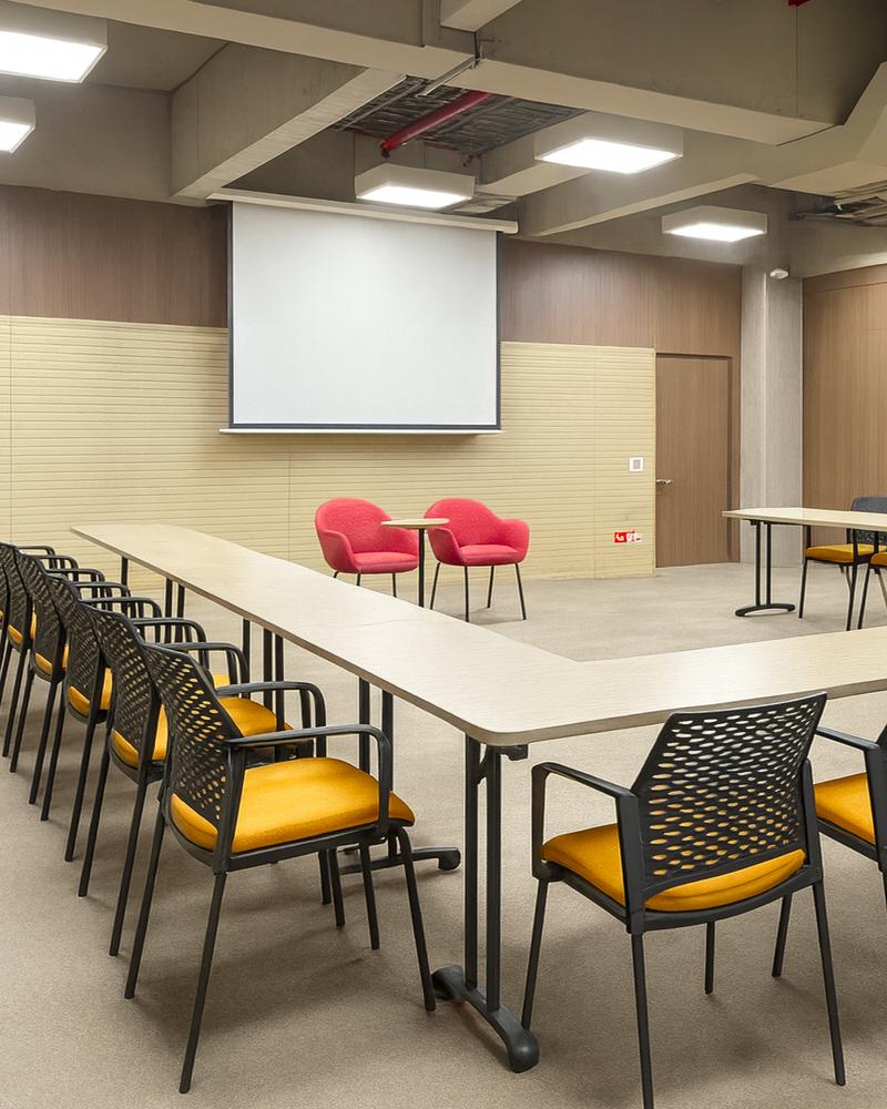 home-auditorios-b-vertical